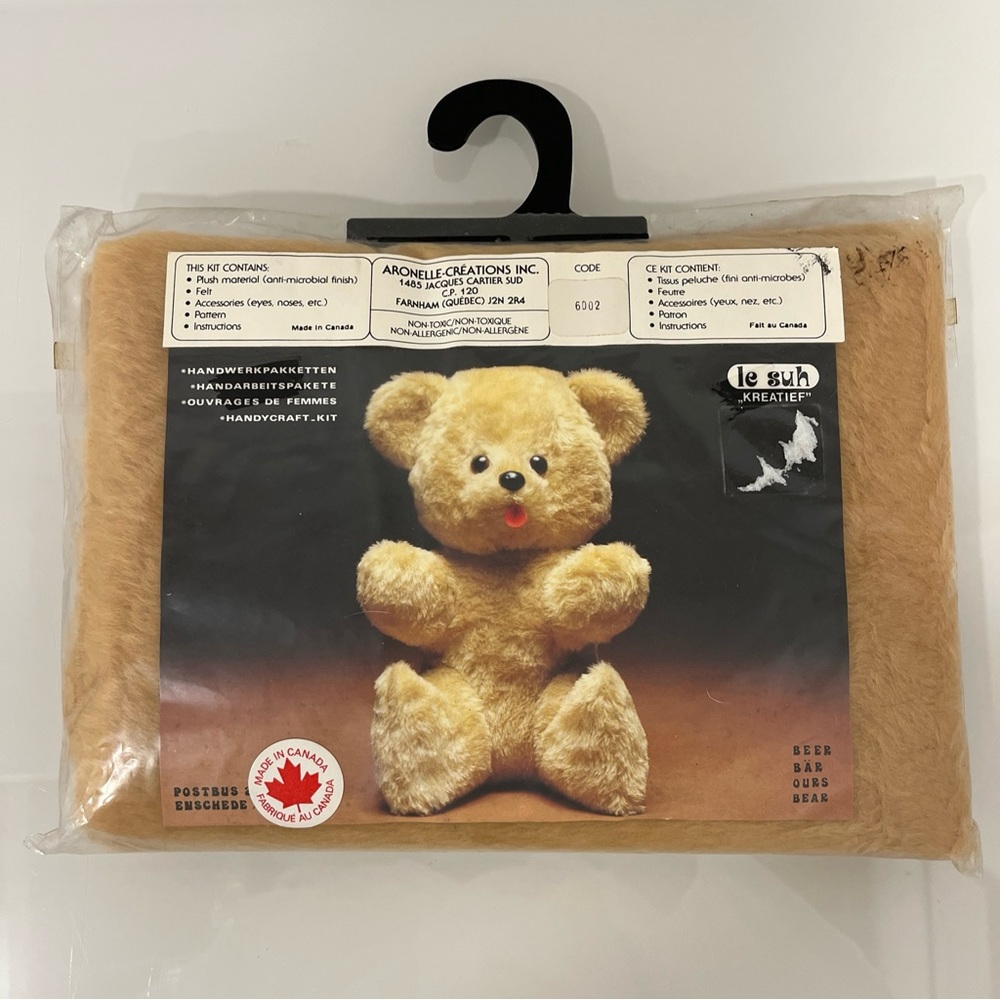 Vintage NIP  Aronelle Creations Le Suh Kreatief Sew & Stuff Kit BEAR Cda #6002
